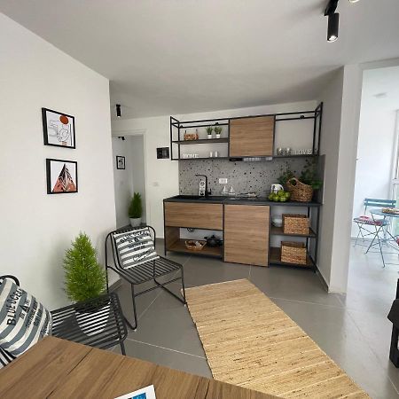 Vela Apartaments 4 Sarandë 外观 照片