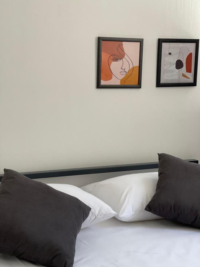 Vela Apartaments 4 Sarandë 外观 照片