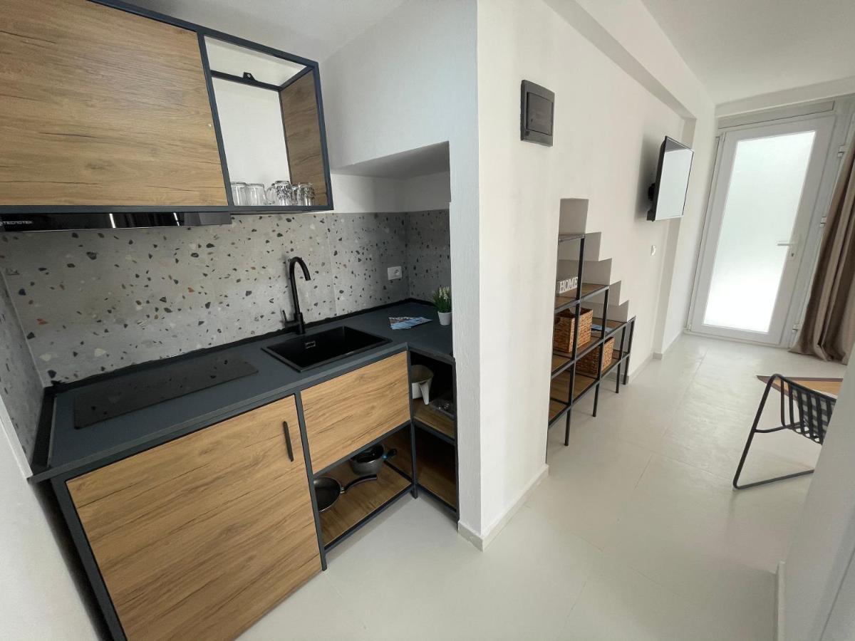 Vela Apartaments 4 Sarandë 外观 照片